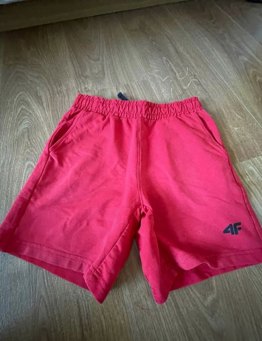 Spodenki 4F rozmiar 140