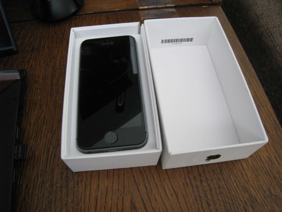 iPhone  5S  zablokowany - na części