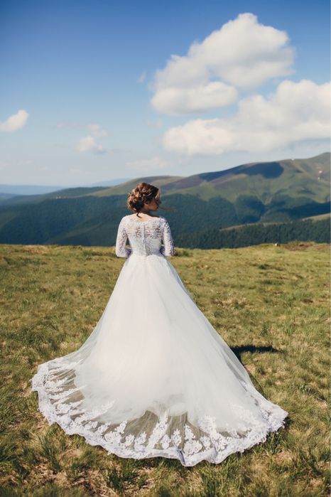 Продам весільне плаття, в хорошому стані