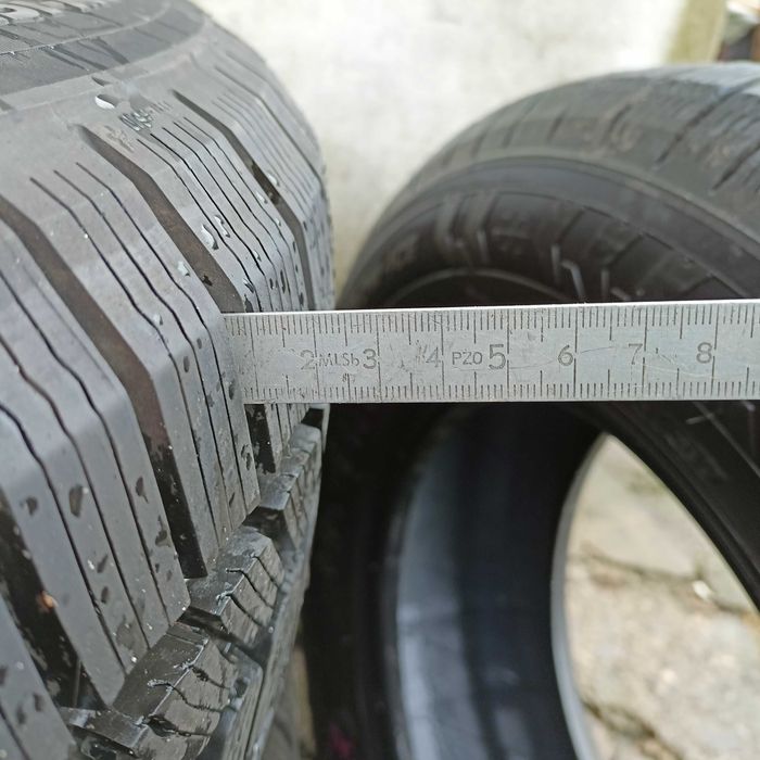 Opony 215/65/15c prawie jak nowe