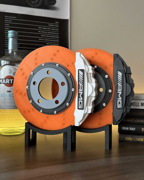 Lampa „tarcza hamulcowa” Mercedes – idealna dekoracja dla fana aut