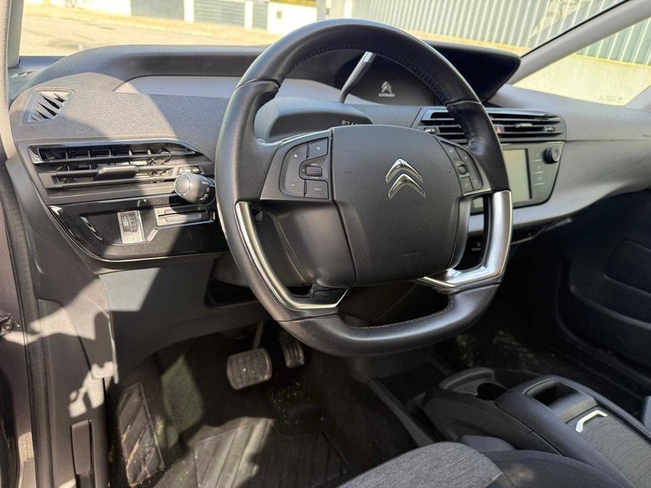 citroen c4 spacetourer bluehdi eat8