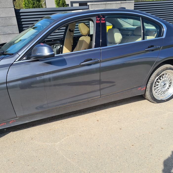 Drzwi BMW f30 nr.lakieru B39