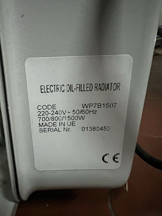 Radiador Elétrico a Óleo 1500W com Termóstato