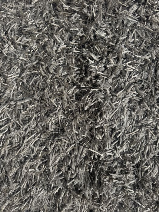 Carpete cinza e cinza claro