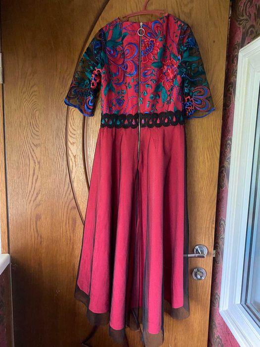 Сукня для дівчинки