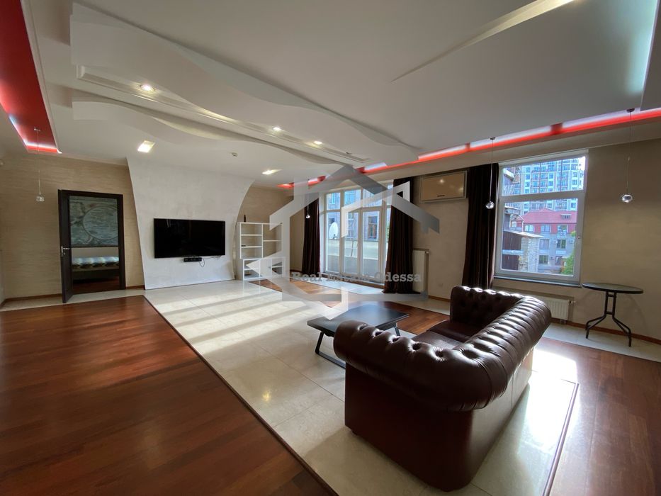 Сдам 4к квартиру Парк Шевченко Ланжерон Отрада трасса здоровья Джакузи