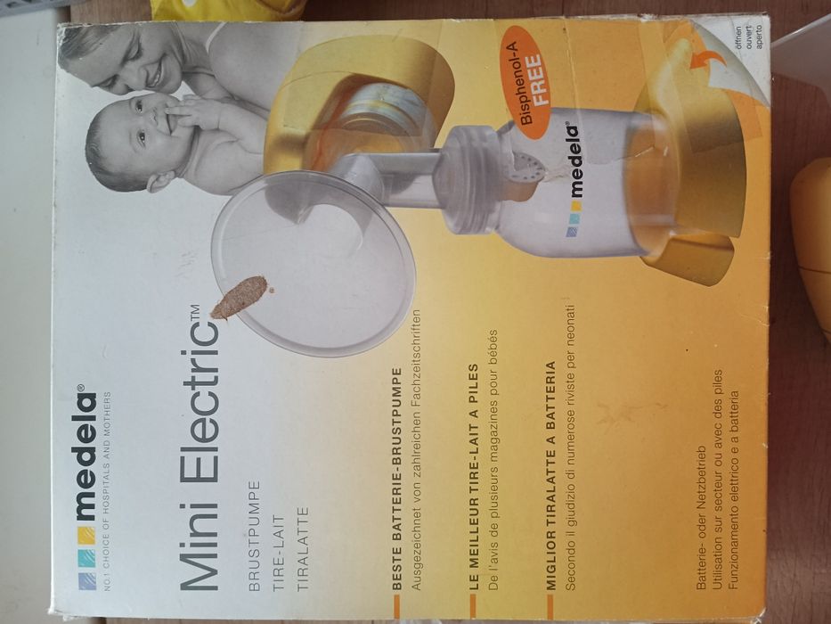 Молоковідсмоктувач Medela Mini Electric електричний з соскою +дар