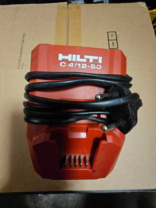Ładowarka Hilti C 4/12-50 do akumulatorów Li-Ion 10,8 V