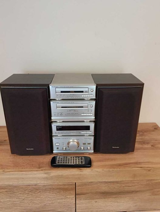 wieża technics z kolumnami