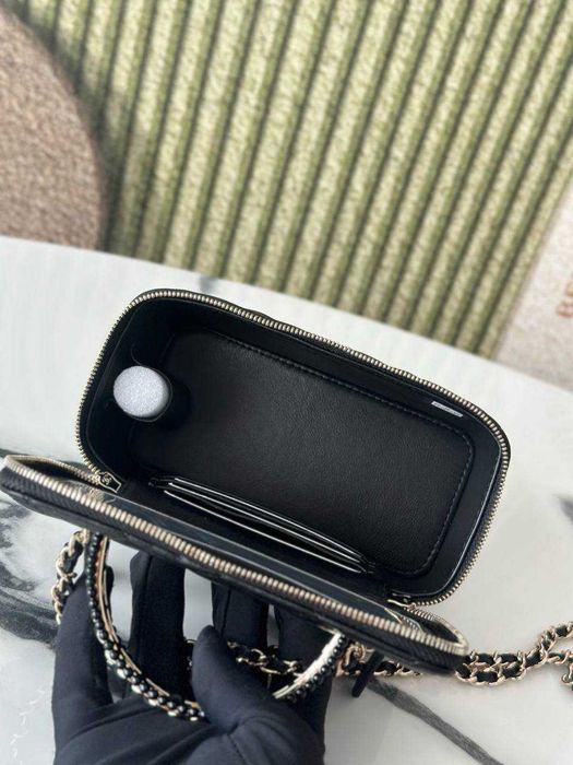 Torebka Chanel Vanity z lusterkiem