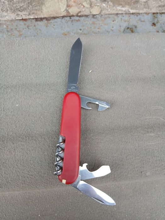 Victorinox TOURIST.