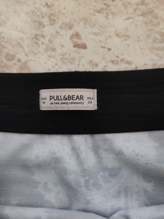 Saia Pull & Bear 28 padrão lindíssimo