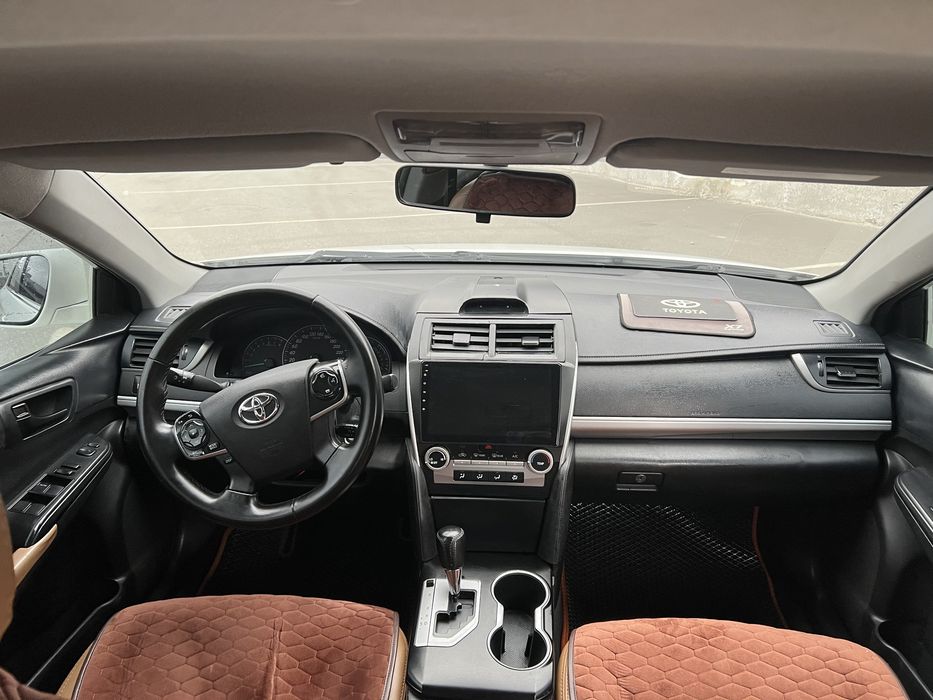 Продам або обміняю Toyota Camry 2014