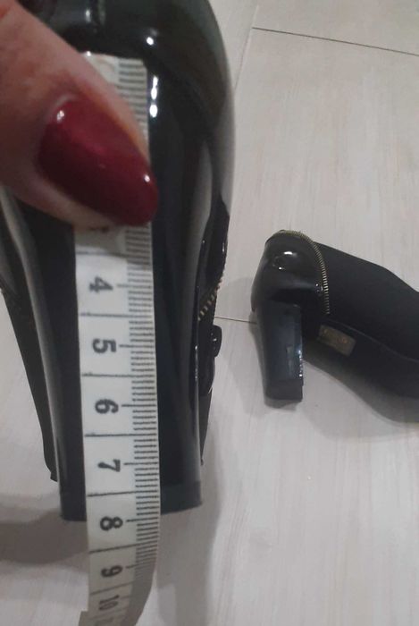 Eleganckie buty na obcasie