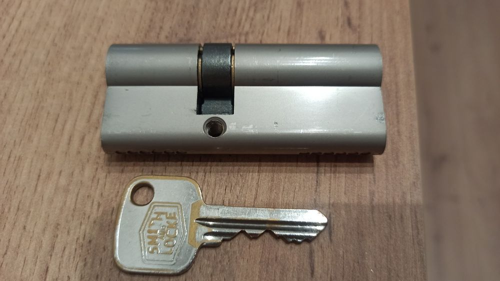 Wkładka Smith & Locke 30 x 45 mm nikiel