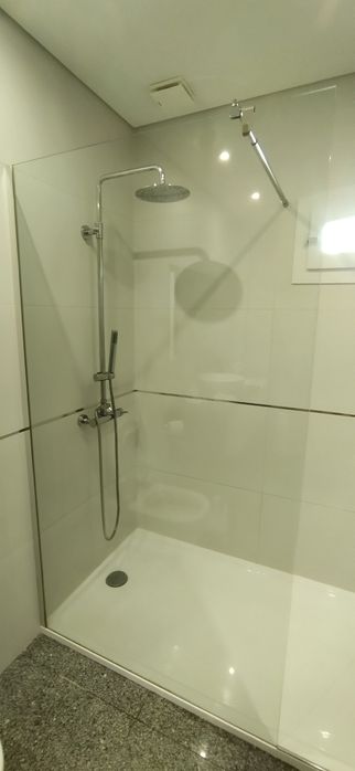Vendo  resguardo fixo para base de duche
