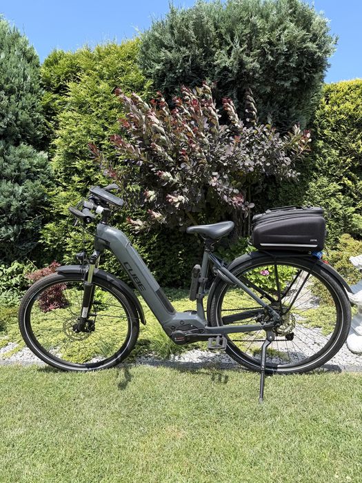 Rower elektryczny CUBE TOURING HYBRIDE Pro 800. Jak nowy, przebig 626km!! Brak zarysowań!
