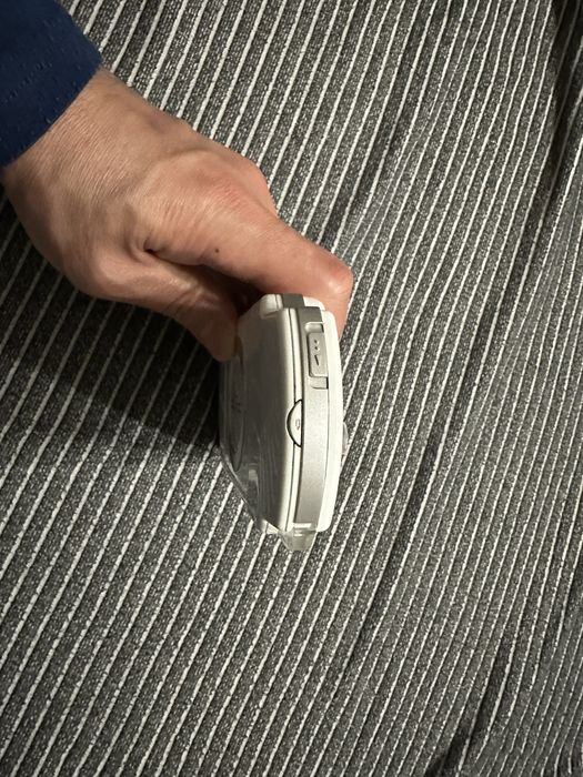 PSP 1000 (Primeira Geração) – Edição Clássica Branca