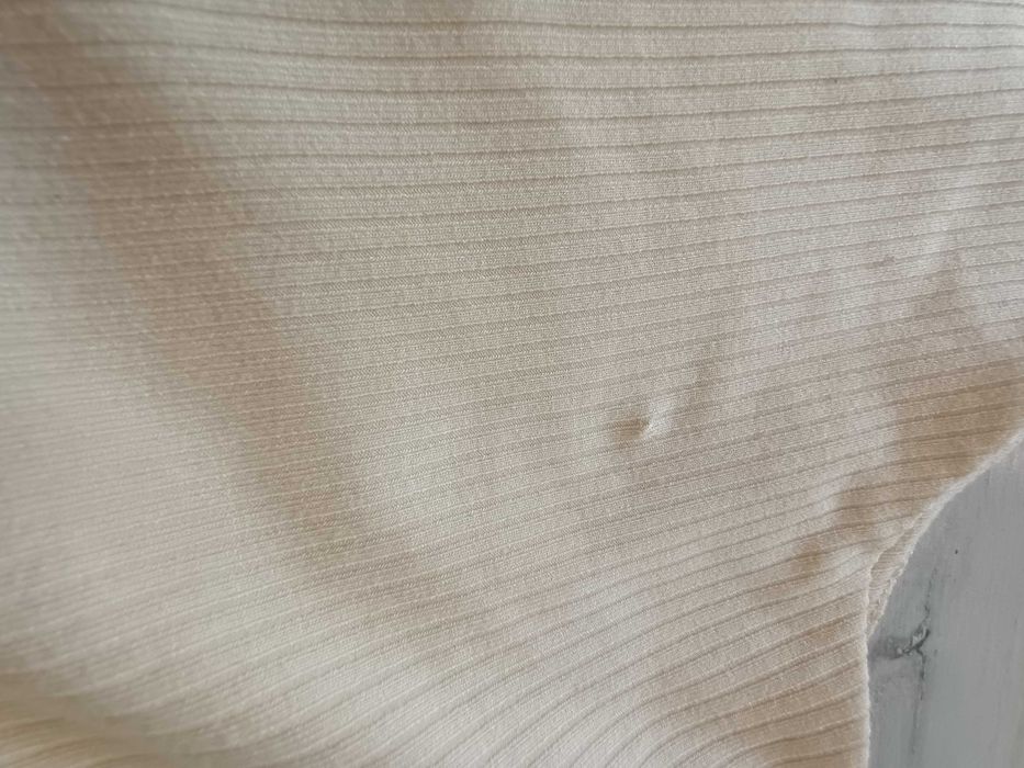 Koszulka na grubych ramiączkach