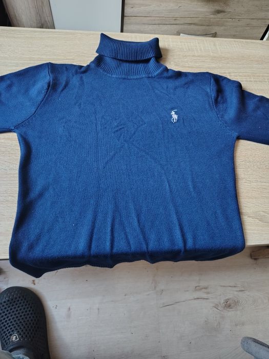 Do sprzedaży jest męski Golf polo