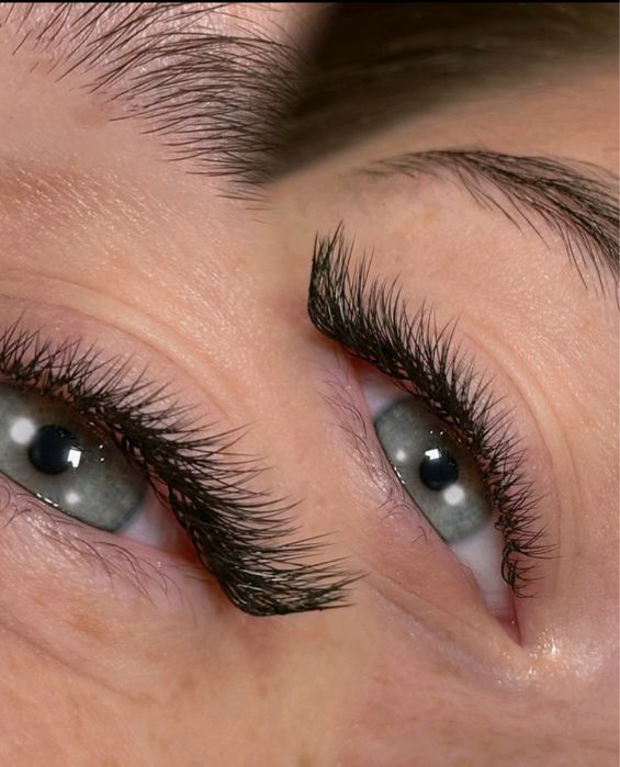 Наращивание ресниц ,ламинирование  ресниц/брови Троещина