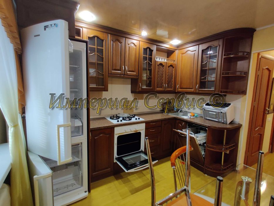 Сдам 2 комнатную с ремонтом на песках