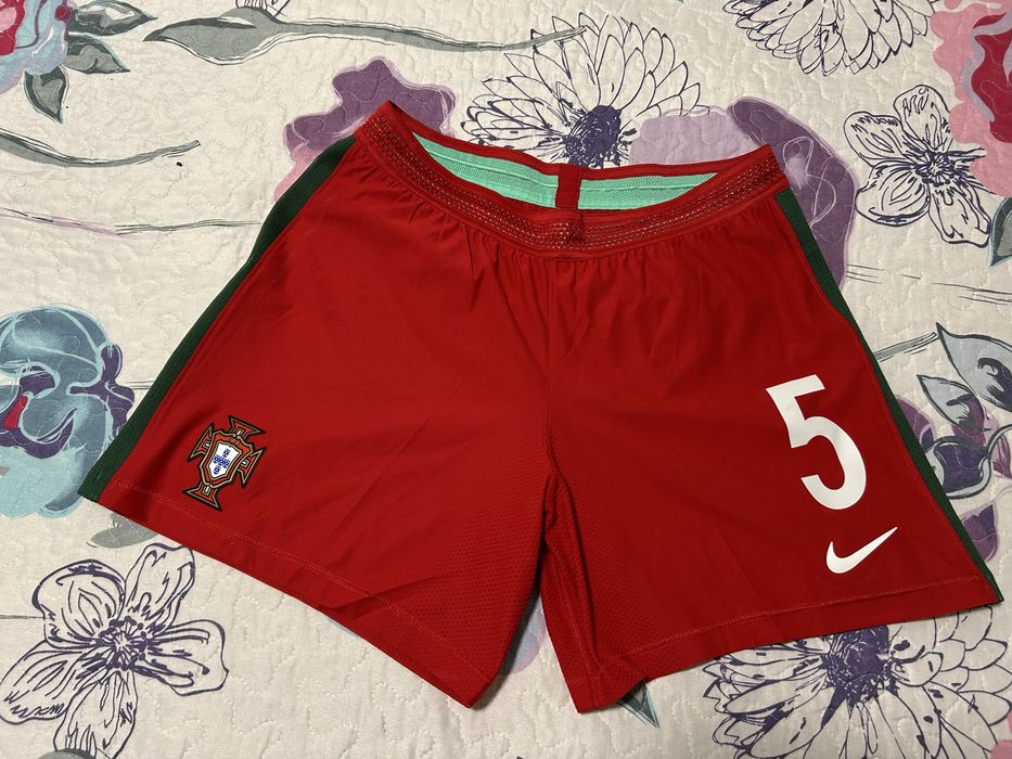 Camisola, calções e meias oficiais seleção Portuguesa (NOVO)