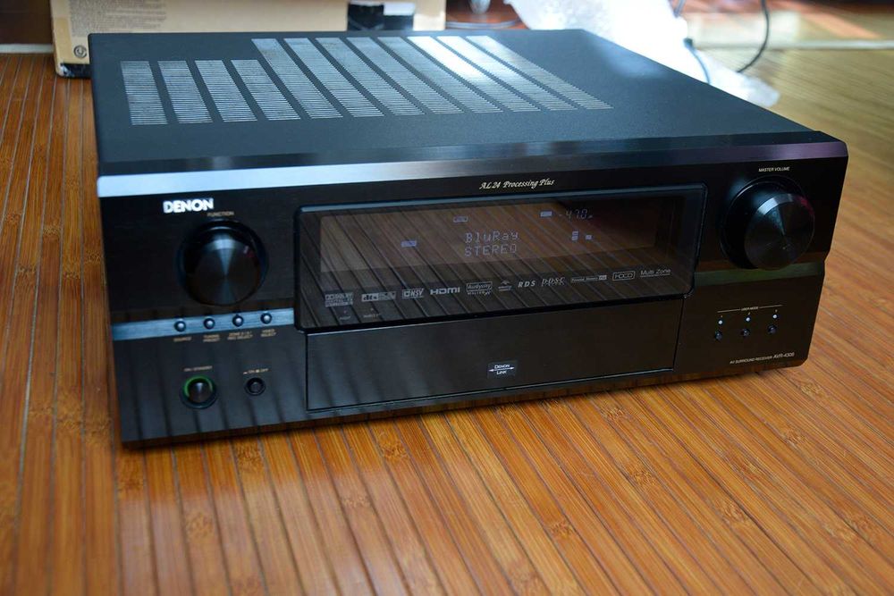 Amplificador Denon AVR 4306