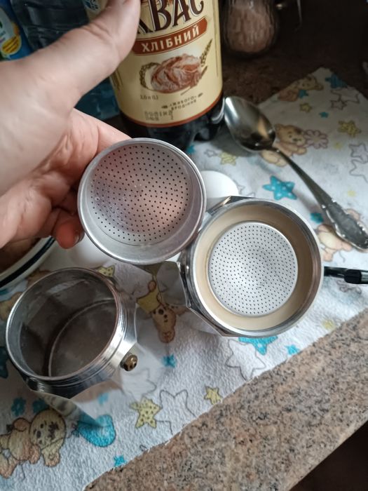 Гейзерная кофеварка новая