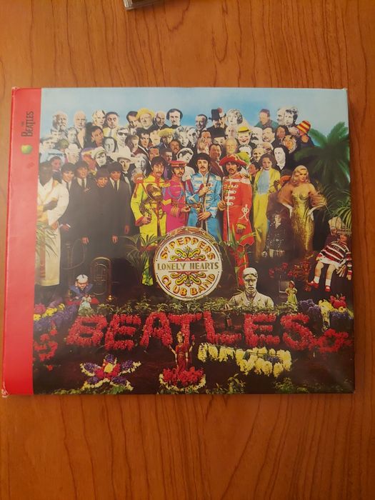 Beatles- Sgt Pepper Lonely Hearts Club Band CD Remastered