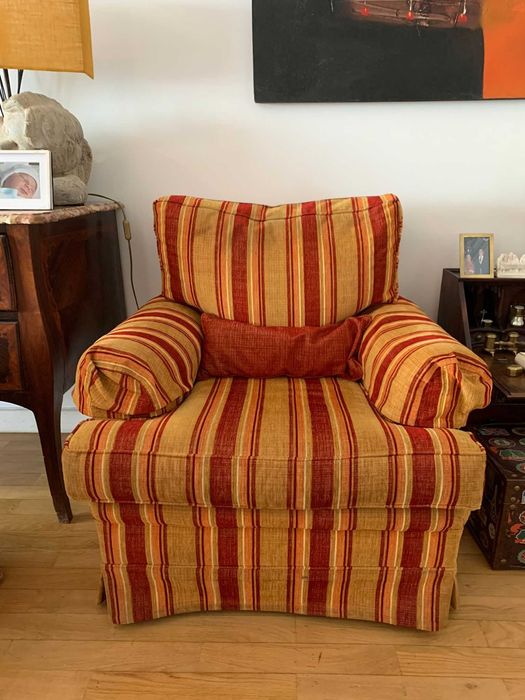 2 sofás pequenos (negociável]