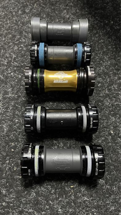 каретка шосе SM-BBR60B, Ultegra Dura-Ace, FSA