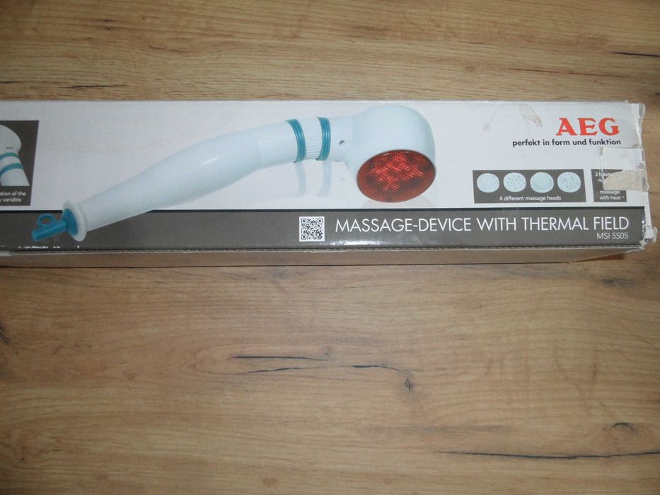 Masażer z polem grzewczym  -AEG