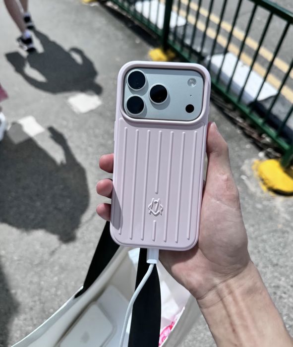 Чехол на iphone rimowa 17 pro max 17 pro alumini