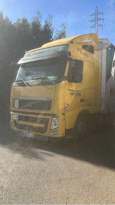 Empresa de transportes  internacionais de mercadoriass