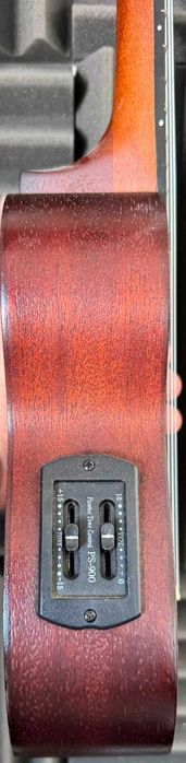 Ukulele elétrco - Kala Makala MK-SE
