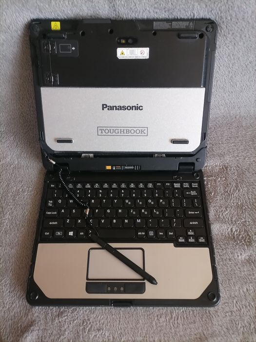 Panasonic CF 20 WIN 11 2w1 i5- 7 gen rysik 8GB 256GB SSD GWAR 2 lata