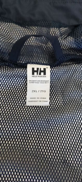 Оригінальна вітрівка Helly Hansen
