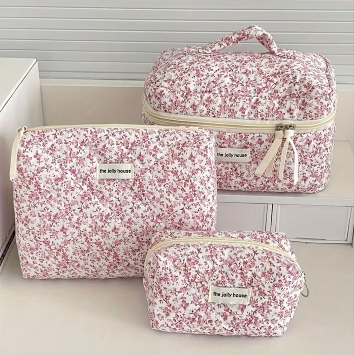 Набір косметичок 3в1.Квітковий дизайн. Дуже місткі.