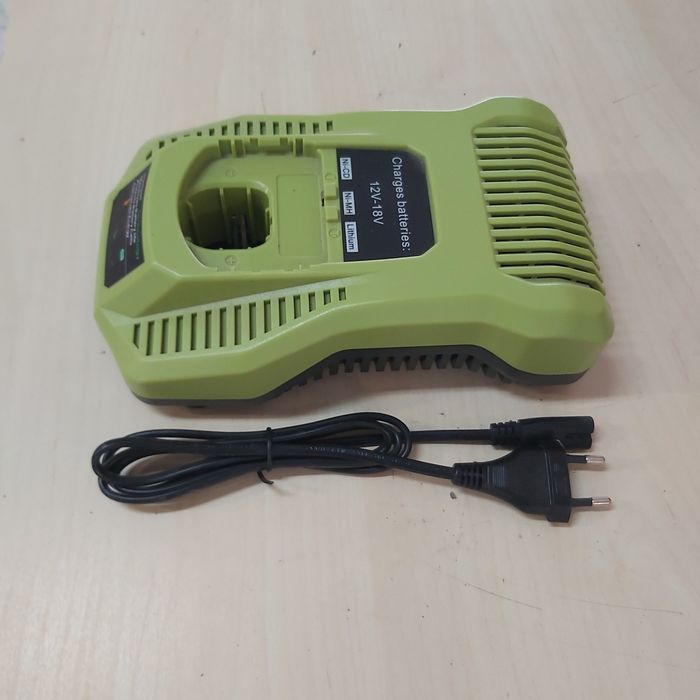 Szybka Ładowarka do baterii  Ryobi P117 12V-18V ONE+ Nowa