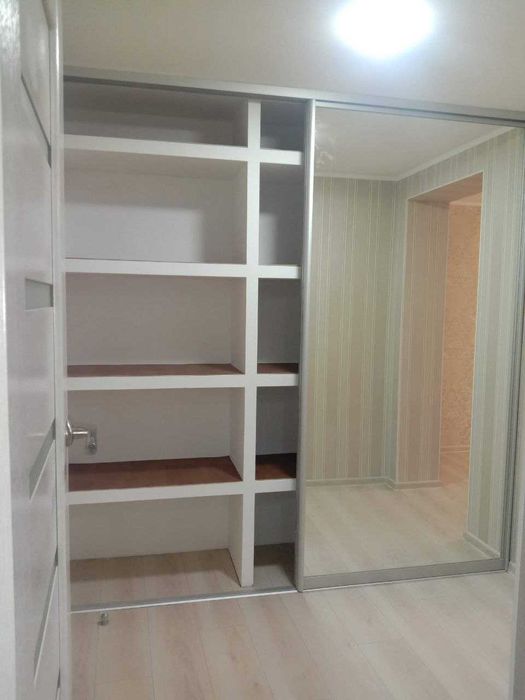 Двокімнатна/ Робоча / 57 м2