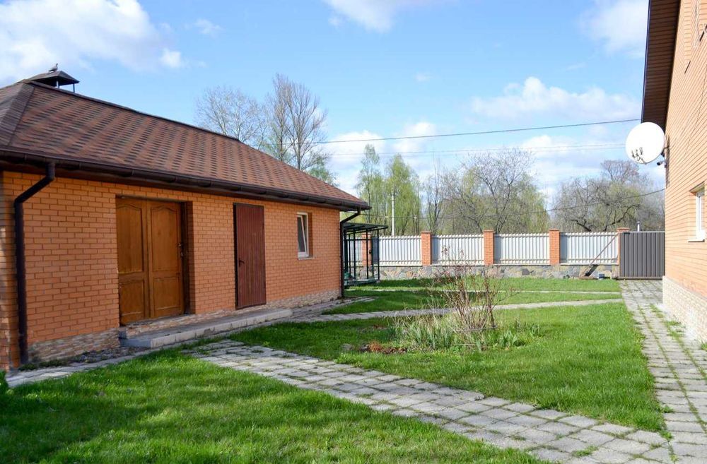 Продам житловий автономний будинок під Києвом Дударків Бориспільський р-н