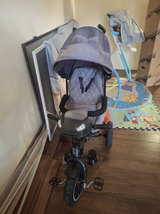 Продам літню коляску велосипед