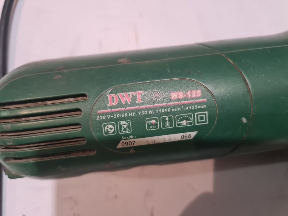 Болгарка DWT VS125 на 125 диск в хорошем полностью рабочем состоянии.