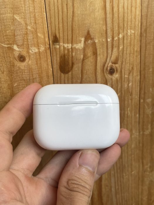 Кейс AirPods Pro 3 (A3122)