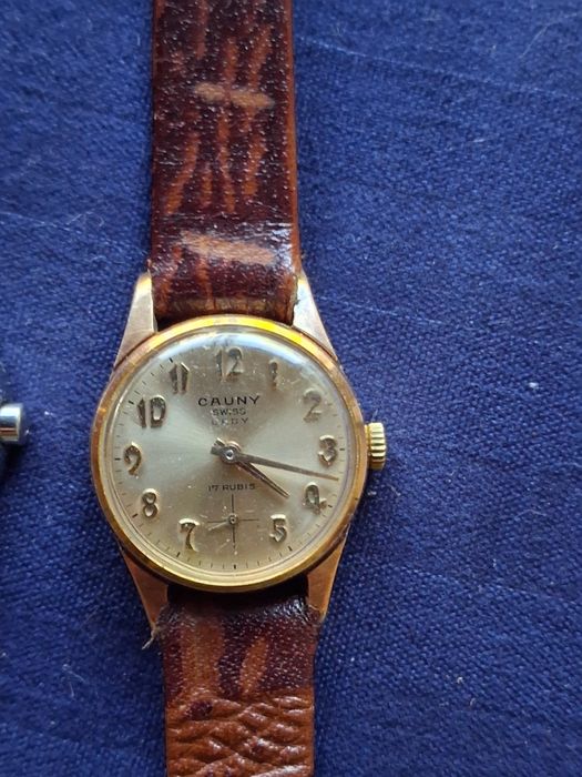 Vendo 3 relógios  CAUNY, citizen, tissot, 100 euro