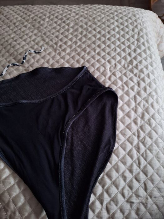 Stroj damski bikini Guess rozm S/L