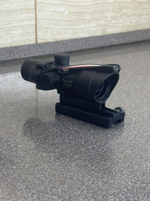 Призматический оптический прицел Trijikon Red fiber 4x