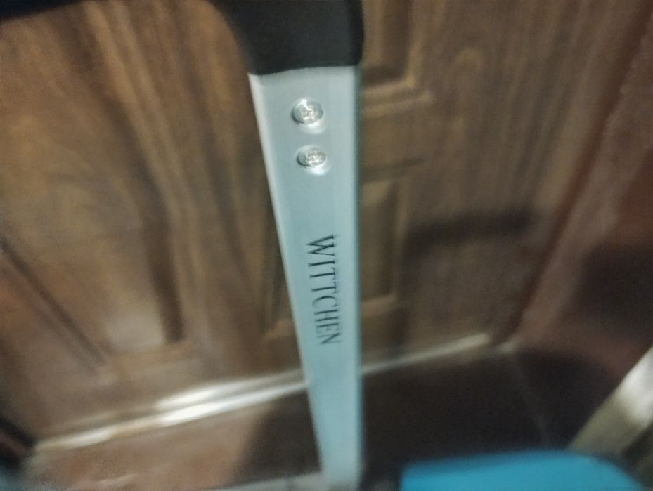 Sprzedam dużą walizkę marki Wittchen